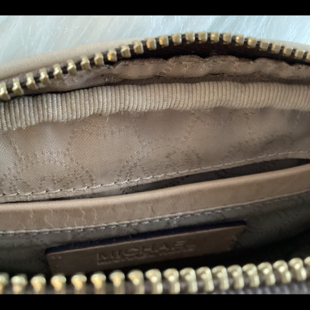 MICHAEL KORS crossbody bag - Picture 6 of 10
